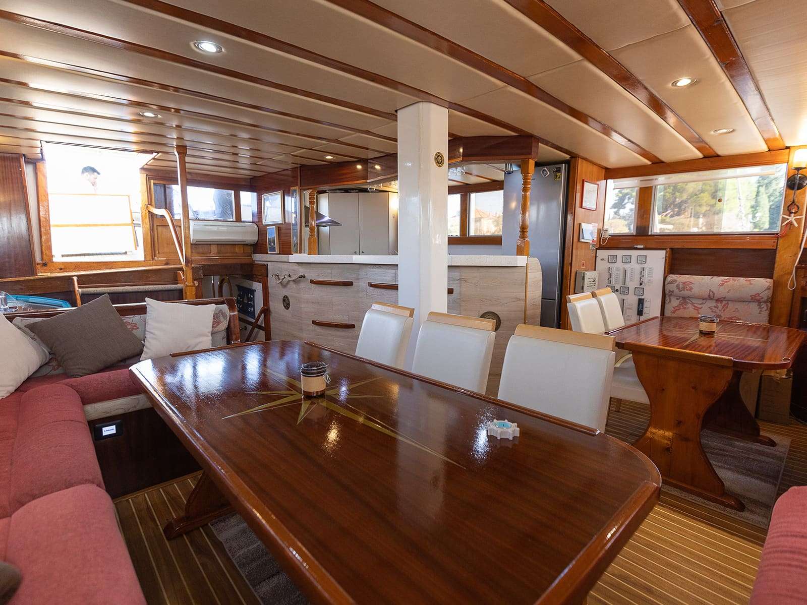 Sailing Yacht 'GULET GARDELIN', 12 PAX, 91.00 Ft, 28.00 Meters, Built 1999, Custom, Refit Year 2012