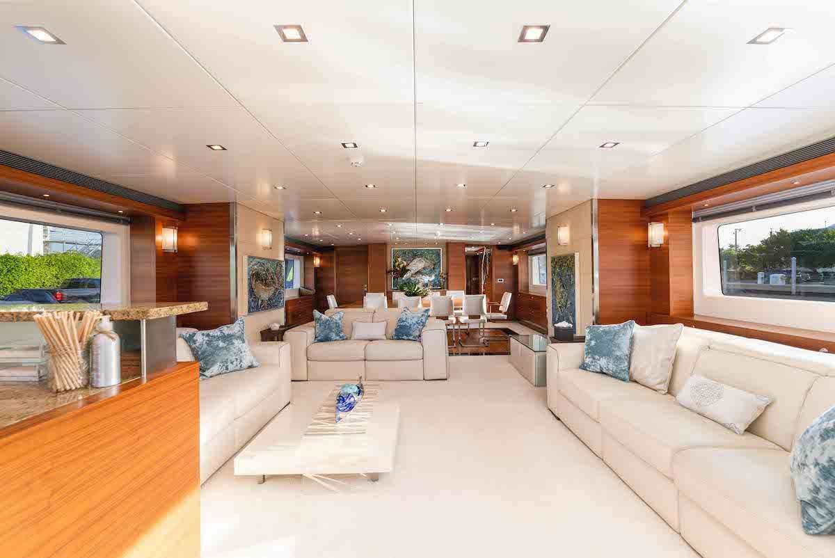 Motor Yacht 'SEA AXIS' Main Salon, 12 PAX, 7 Crew, 125.00 Ft, 38.00 Meters, Built 1988, Heesen, Refit Year 2019
