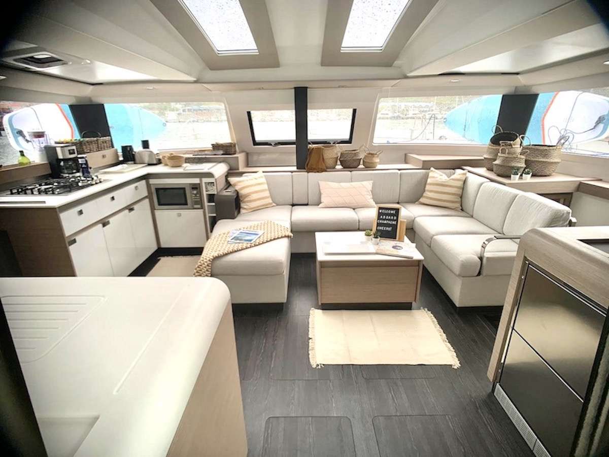 Catamaran Yacht 'CHAMPAGNE' Main Salon and Galley, 6 PAX, 2 Crew, 45.00 Ft, 13.00 Meters, Built 2019, Fountaine Pajot