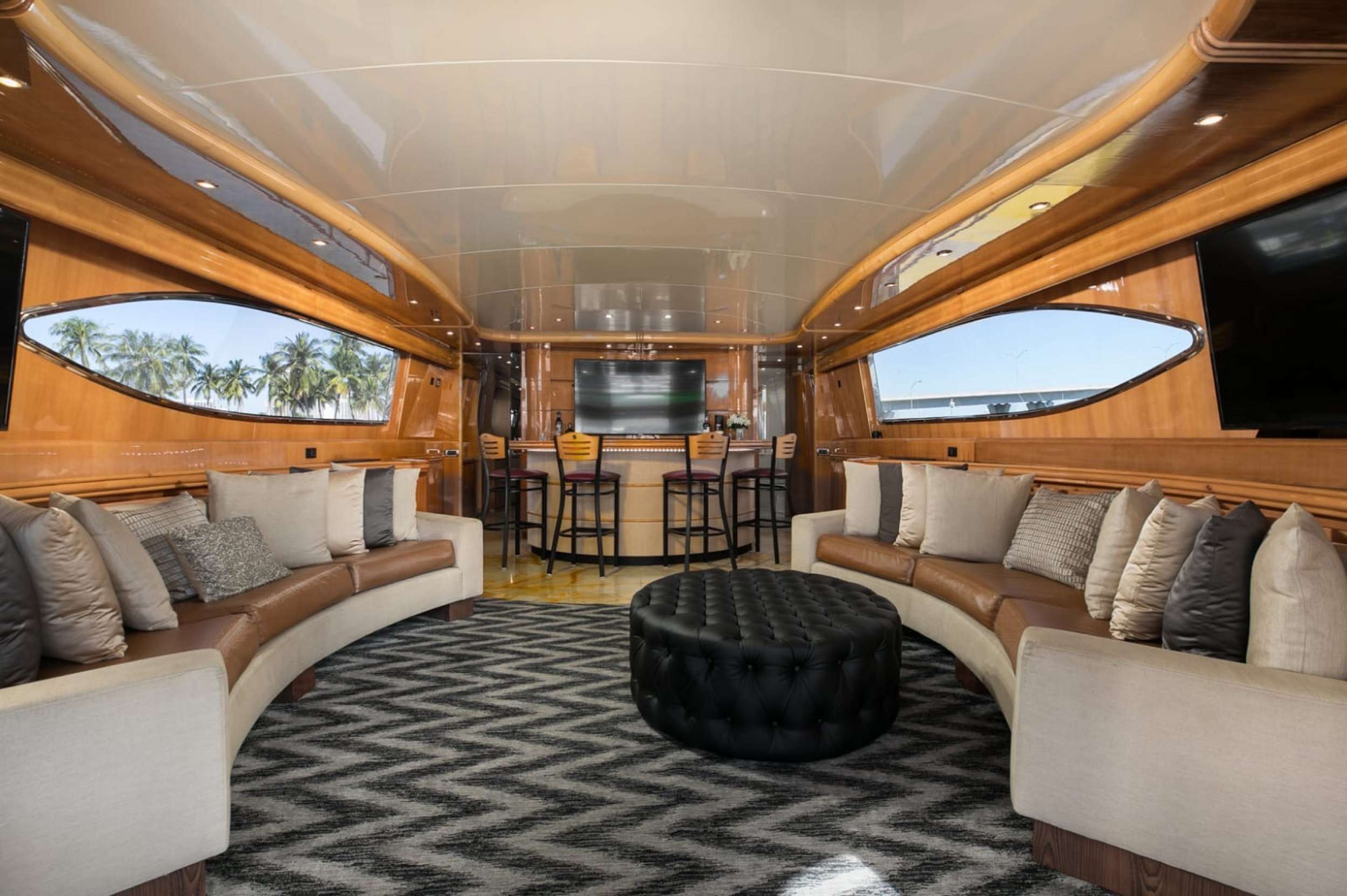 Motor Yacht '103' CUSTOM BUILD', 10 PAX, 3 Crew, 103.00 Ft, 31.00 Meters, Built 2002, Custom, Refit Year 2017