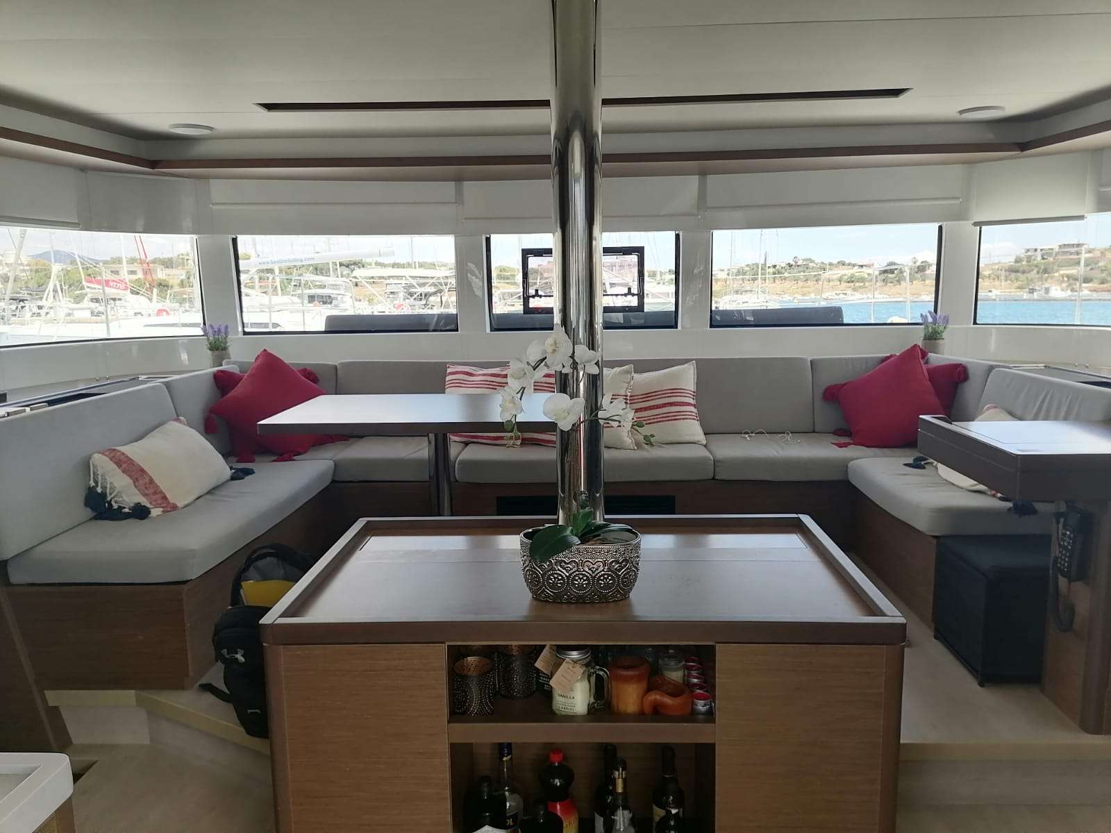 Catamaran Yacht 'ANDARE AVANTI', 10 PAX, 2 Crew, 50.00 Ft, 15.00 Meters, Built 2020, Lagoon, Refit Year 2023