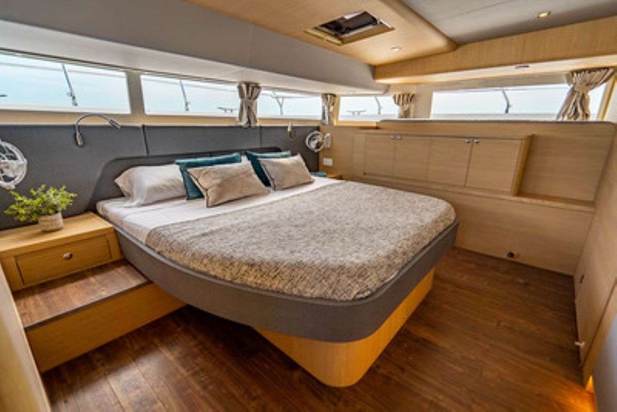 Catamaran Yacht 'A YACHTA FUN', 8 PAX, 2 Crew, 54.00 Ft, 16.00 Meters, Built 2023, Aquila