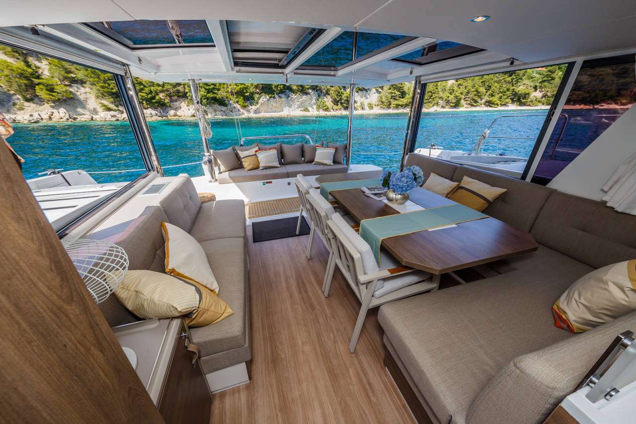 Catamaran Yacht 'SOLAR WINDS', 6 PAX, 2 Crew, 49.00 Ft, 14.00 Meters, Built 2023, Bali Catamarans