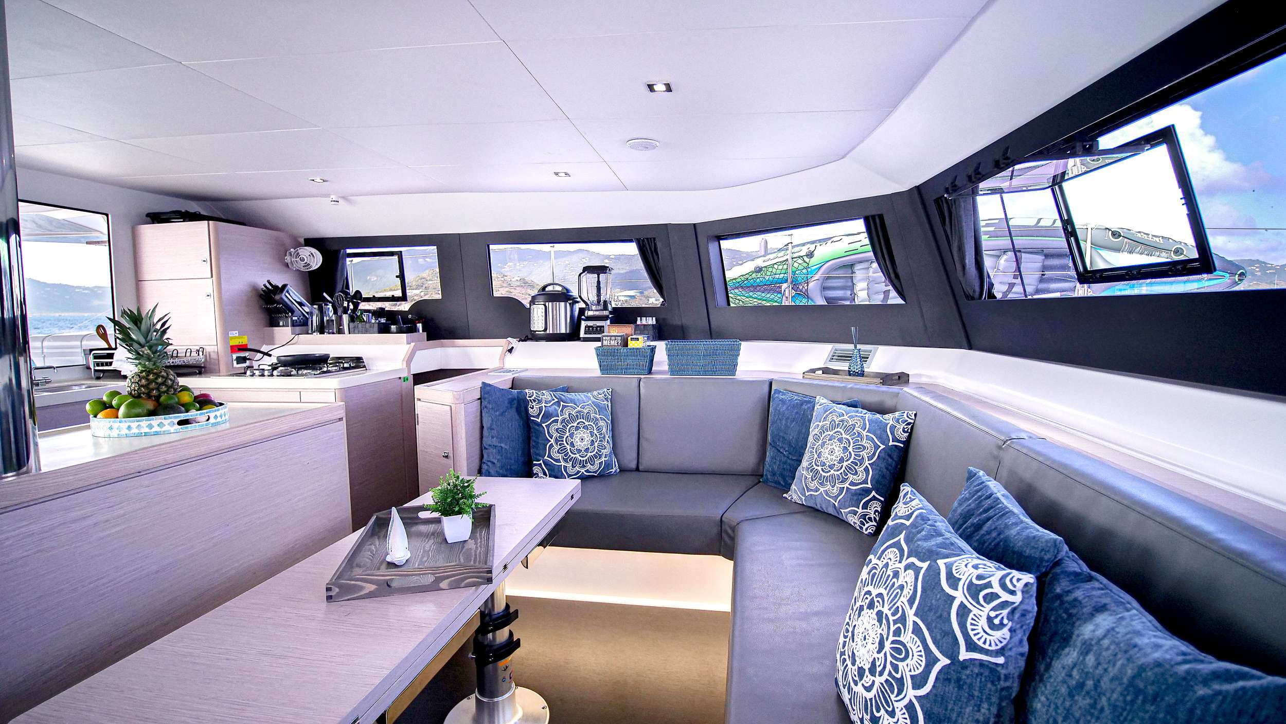 Catamaran Yacht 'SERENITY', 8 PAX, 2 Crew, 48.00 Ft, 14.00 Meters, Built 2022, Dufour