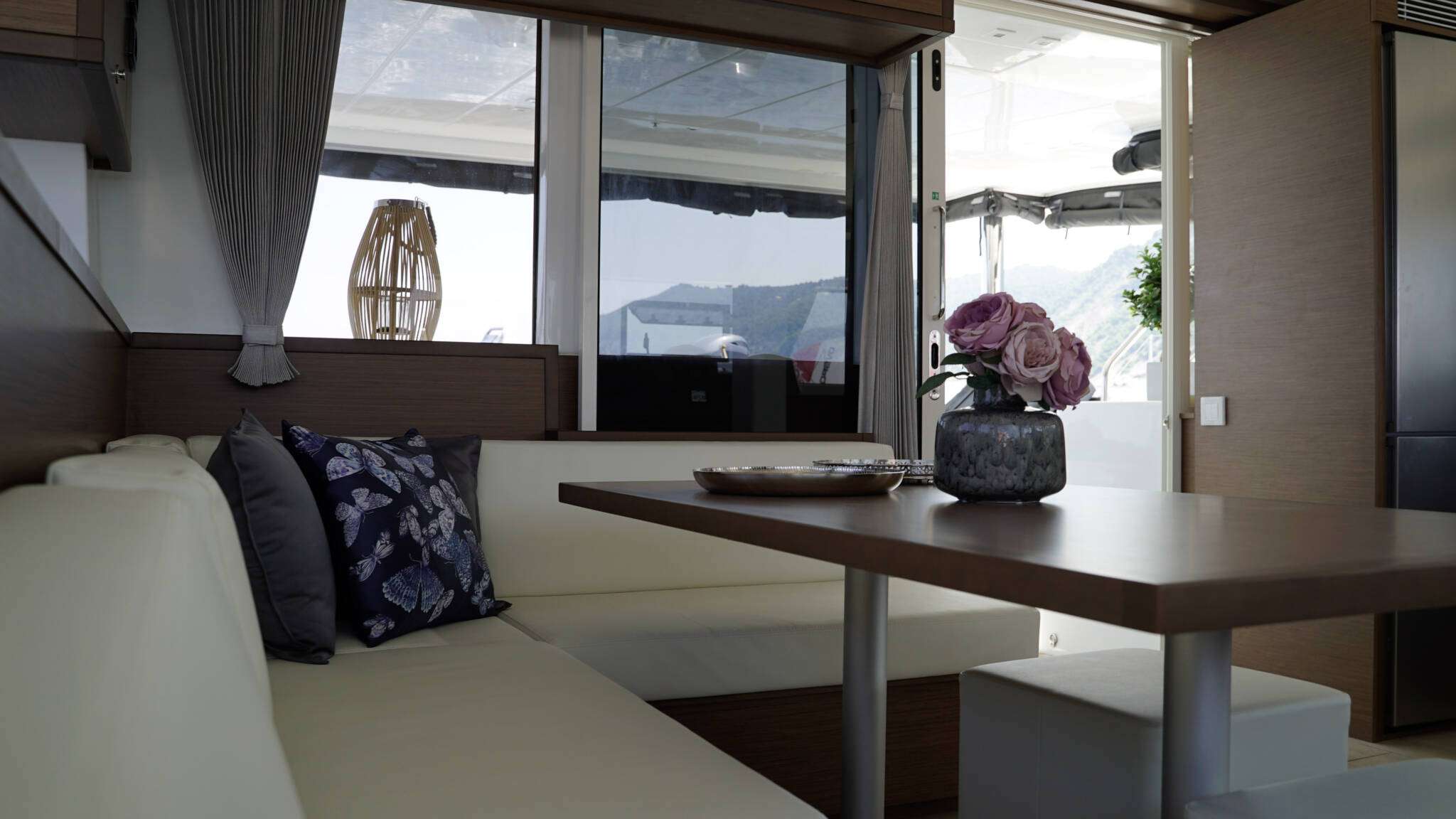Catamaran Yacht 'BLUE VELVET', 12 PAX, 2 Crew, 52.00 Ft, 15.00 Meters, Built 2020, Lagoon