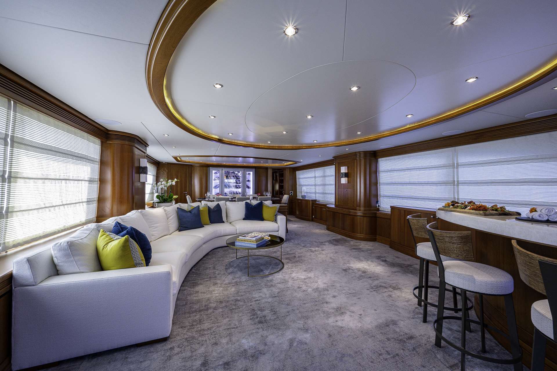 Motor Yacht 'SWEET EMOCEAN' Salon, 10 PAX, 6 Crew, 116.00 Ft, 35.00 Meters, Built 2006, Azimut, Refit Year 2020