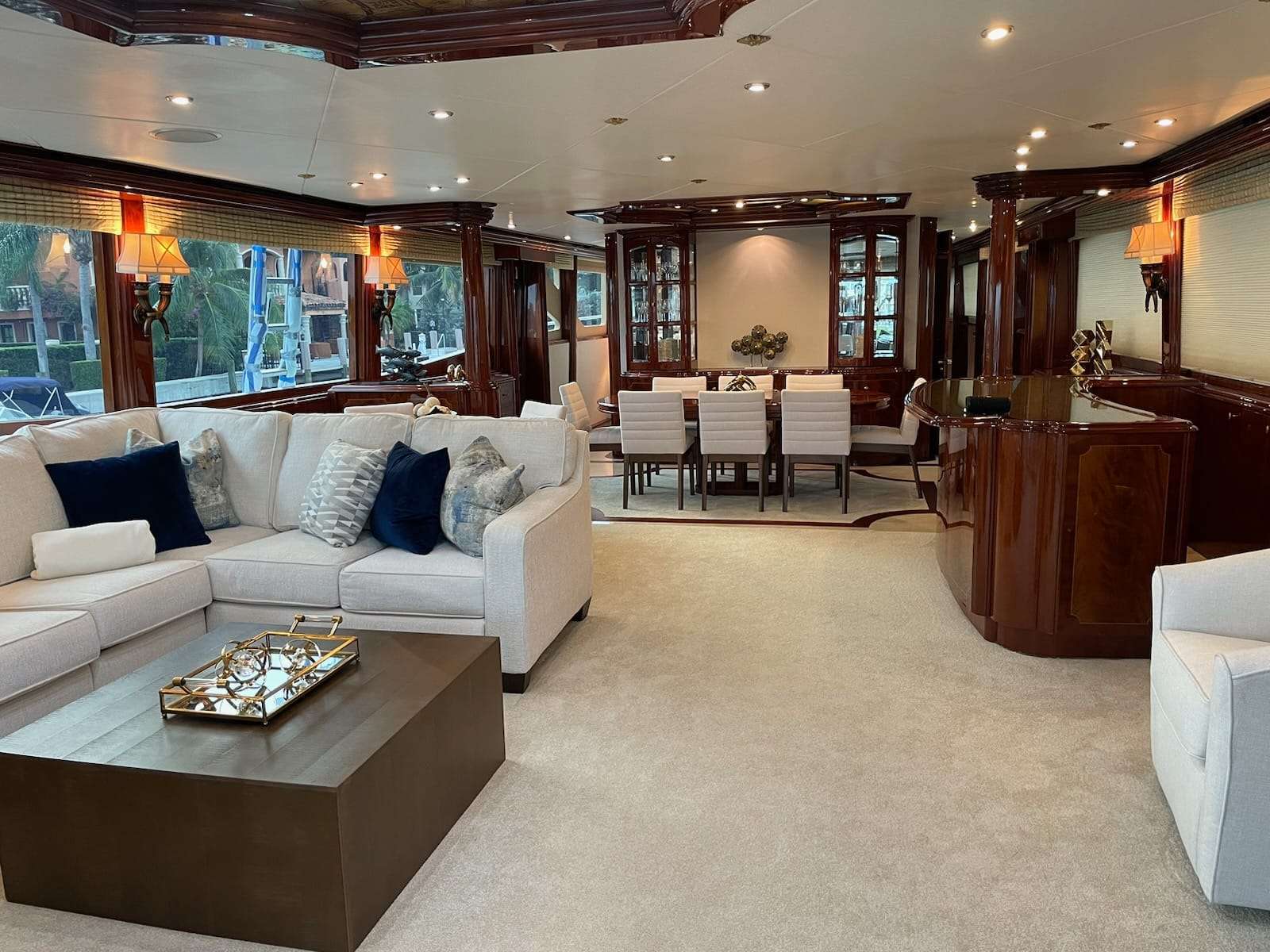 Motor Yacht 'LADY KRISTINA', 12 PAX, 5 Crew, 112.00 Ft, 34.00 Meters, Built 2006, Lazzara, Refit Year 2021
