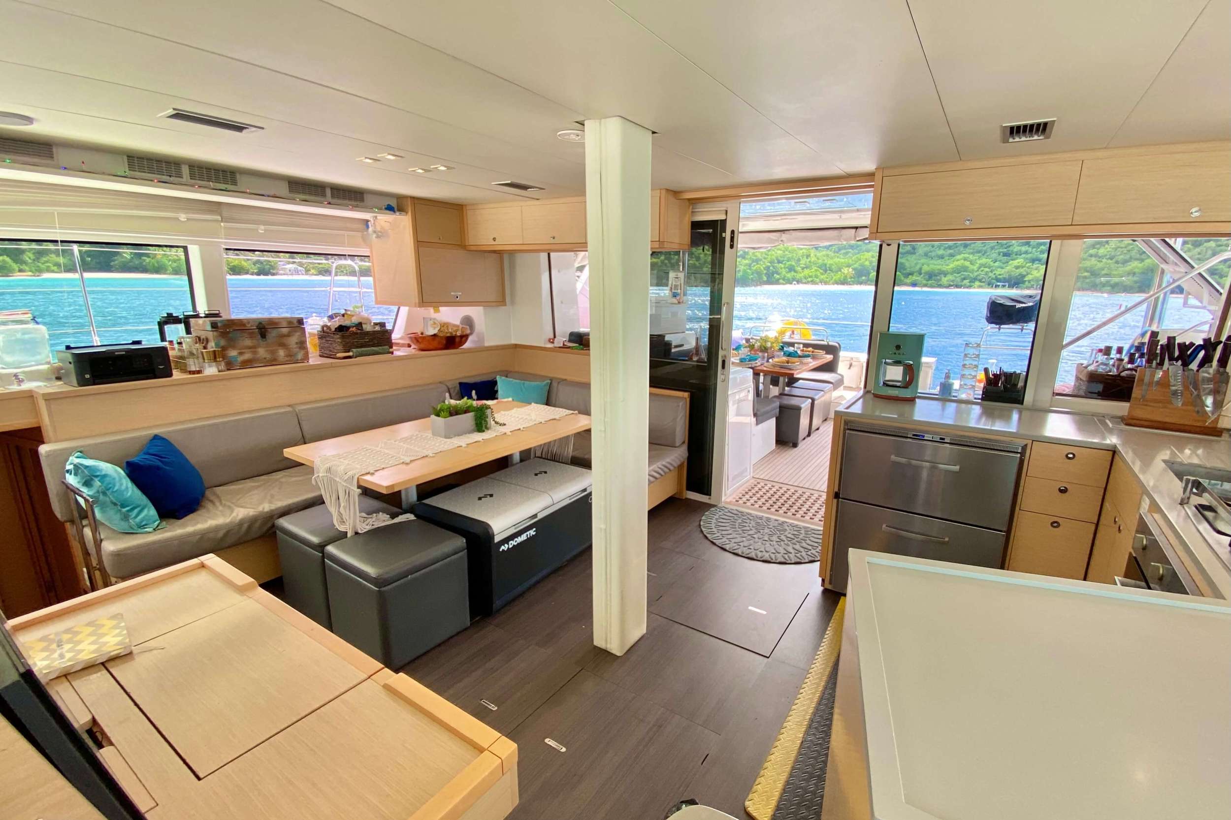 Catamaran Yacht 'VENTANA AL MAR', 10 PAX, 2 Crew, 52.00 Ft, 15.00 Meters, Built 2018, Lagoon