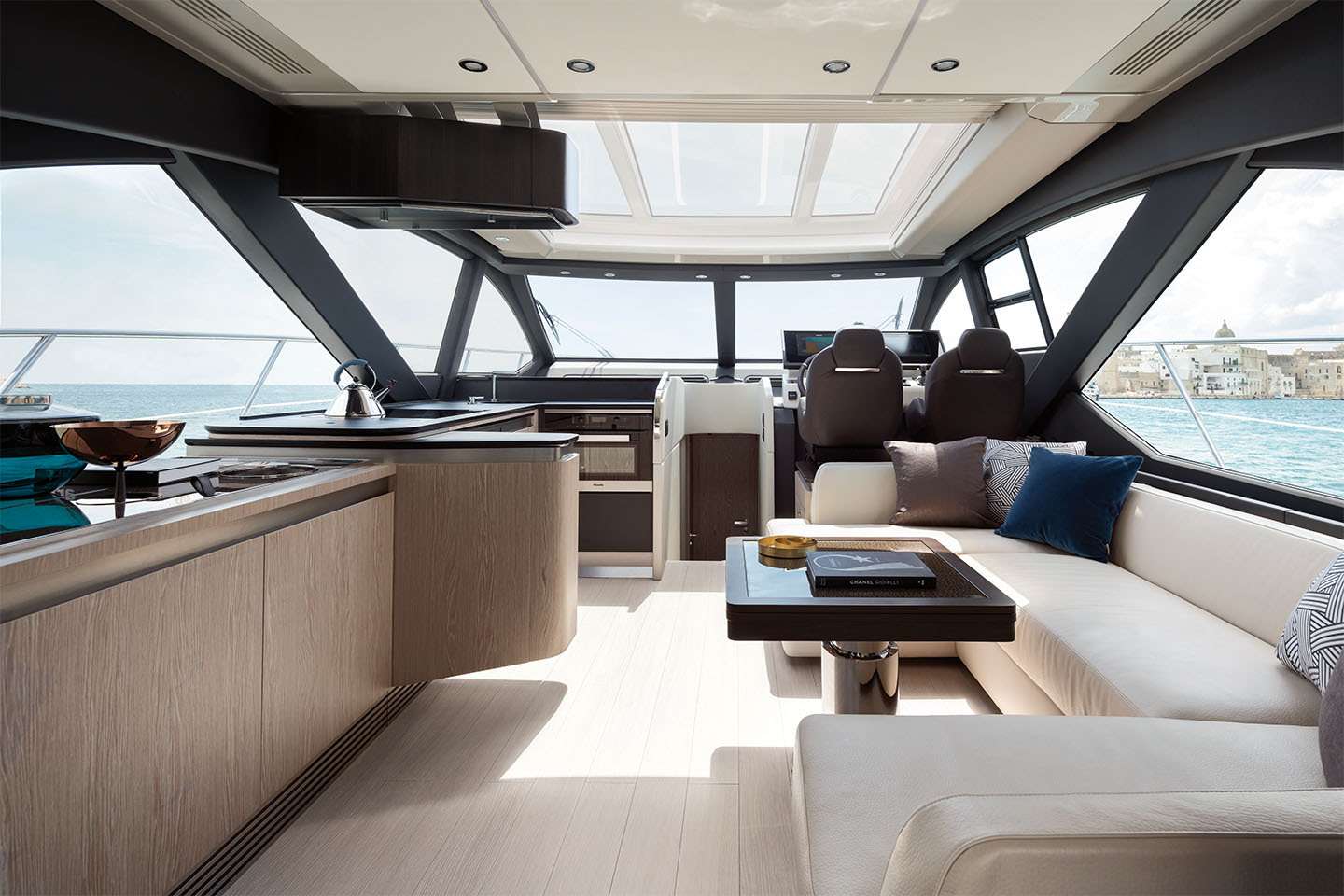 Motor Yacht 'AZIMUT S6 LEDA', 6 PAX, 2 Crew, 59.00 Ft, 18.00 Meters, Built 2022, Azimut