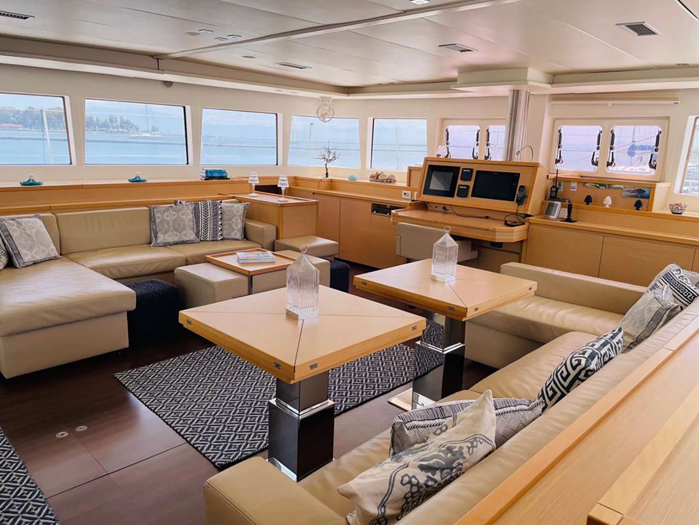Catamaran Yacht 'BLUE GRIFFIN' Spacious Salon on Blue Griffin, 8 PAX, 2 Crew, 62.00 Ft, 18.00 Meters, Built 2011, Lagoon, Refit Year 2019