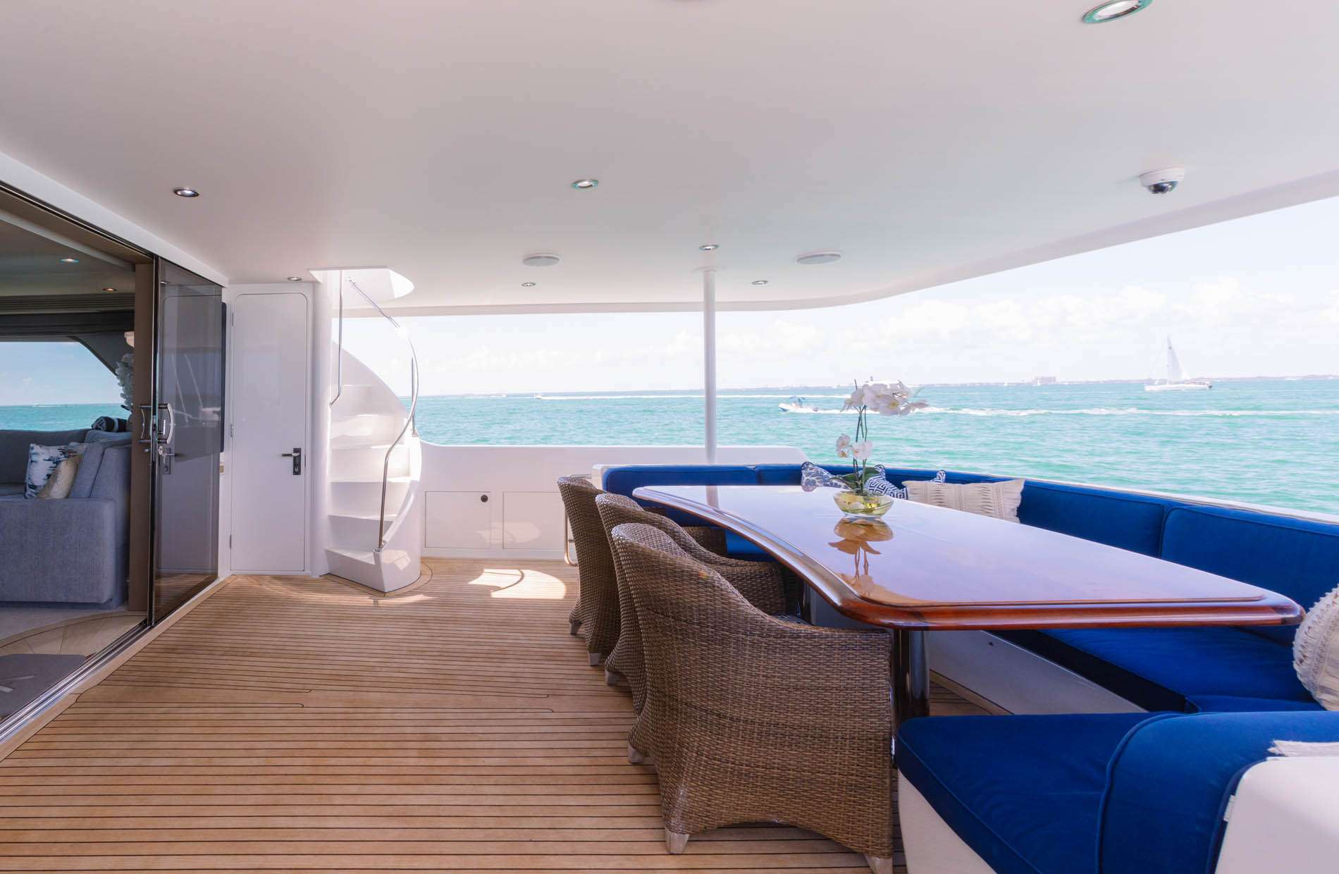 Motor Yacht 'ATLANTIC' Main Deck Aft, 8 PAX, 108.00 Ft, 33.00 Meters, Built 1998, Westport, Refit Year 2021