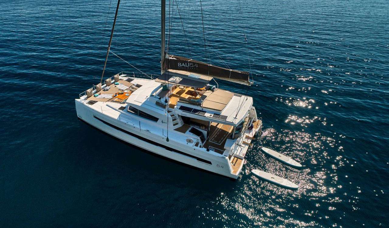 Catamaran Yacht 'C SISTERS', 8 PAX, 2 Crew, 54.00 Ft, 16.00 Meters, Built 2023, Bali Catamarans