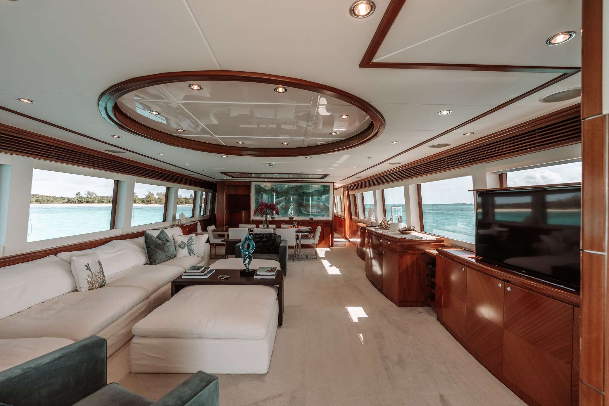Motor Yacht 'BEACHFRONT' Main Salon Looking Forward, 10 PAX, 5 Crew, 108.00 Ft, 32.00 Meters, Built 2006, Hargrave, Refit Year 2022