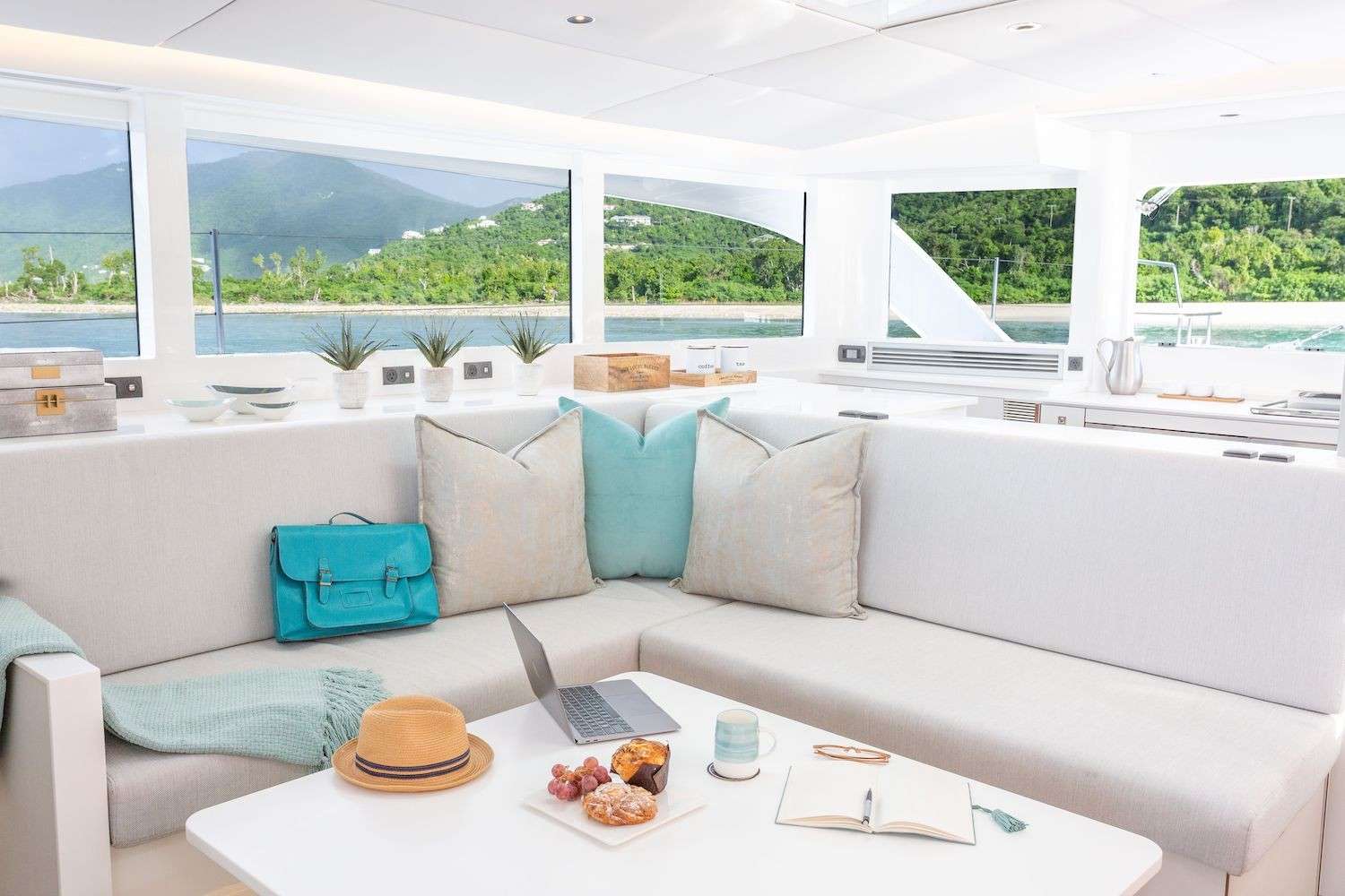 Catamaran Yacht 'VOYAGE 590E', 12 PAX, 59.00 Ft, 17.00 Meters, Built 2020, VOYAGE yacht