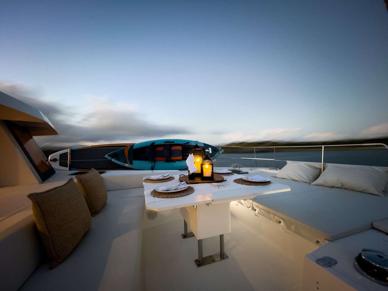 Catamaran Yacht 'ISLAND KISSES', 8 PAX, 2 Crew, 54.00 Ft, 16.00 Meters, Built 2019, Bali Catamarans