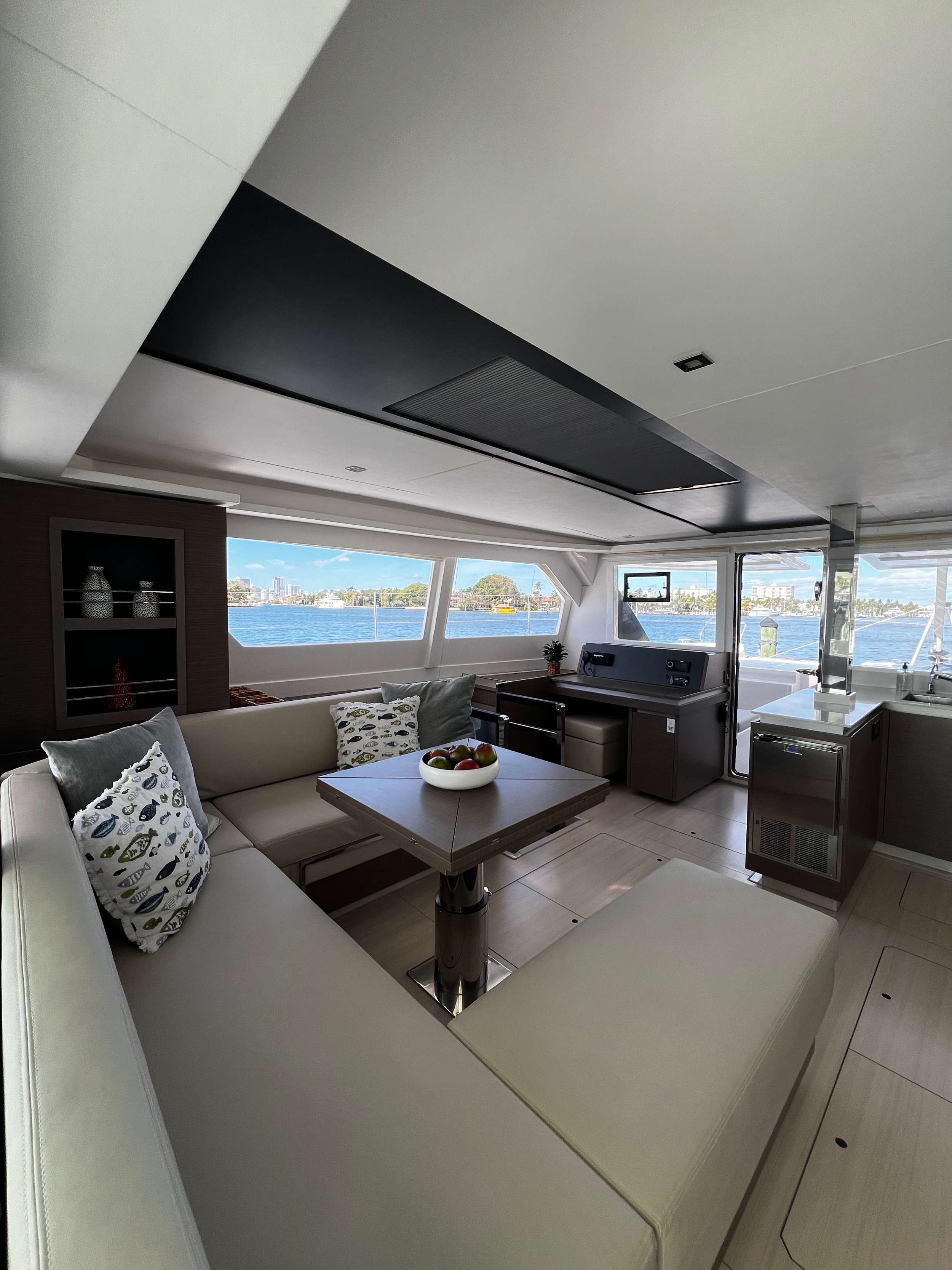Catamaran Yacht 'ANDIAMO' Salon area, 6 PAX, 2 Crew, 50.00 Ft, 15.00 Meters, Built 2023, Leopard
