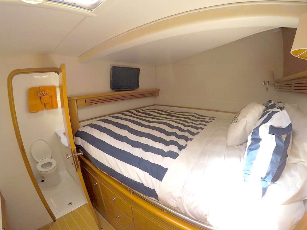 Yacht KELEA Photo Tour