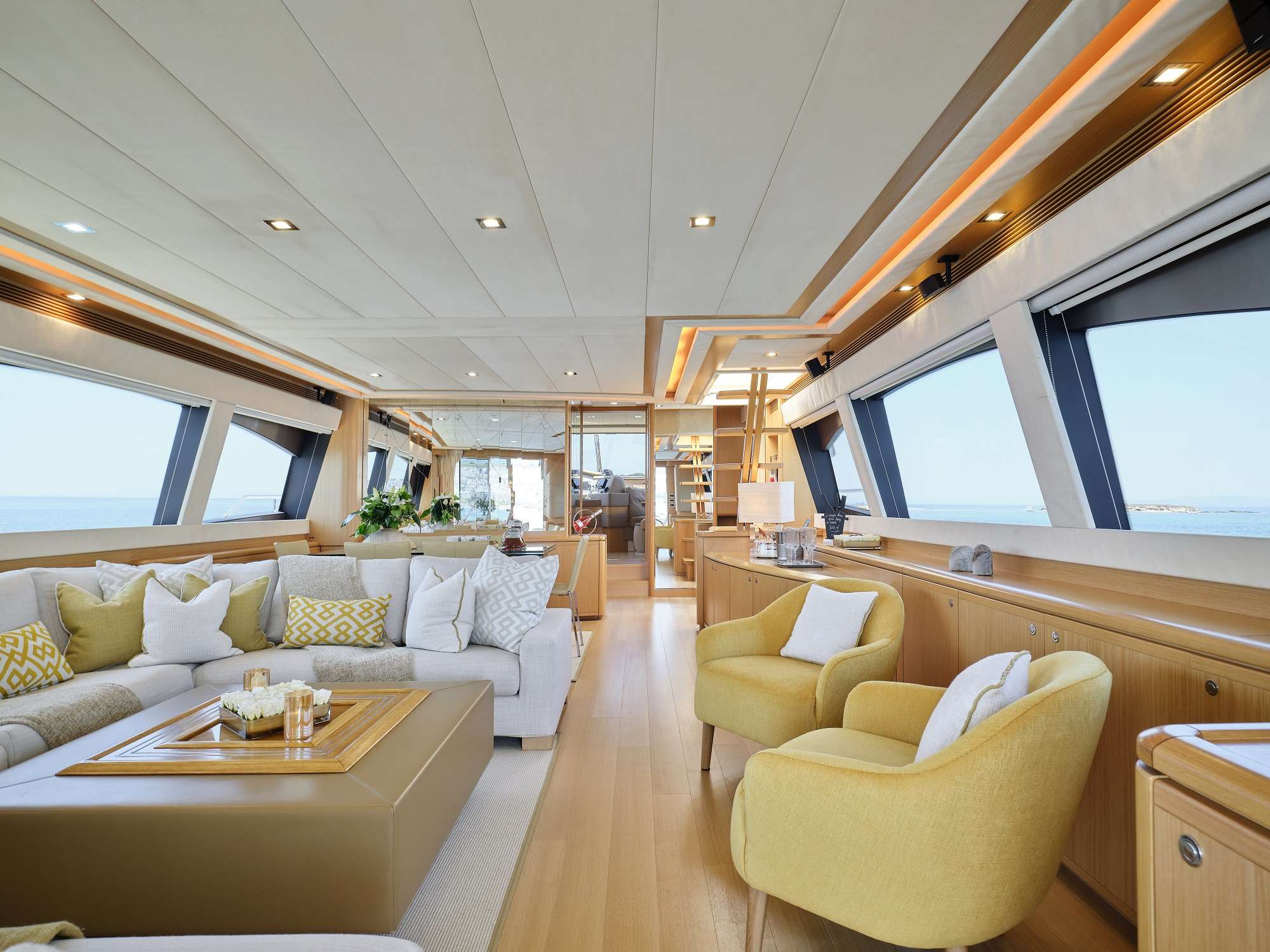 Motor Yacht 'JULIE M', 8 PAX, 5 Crew, 82.00 Ft, 25.00 Meters, Built 2008, Ferretti, Refit Year 2016