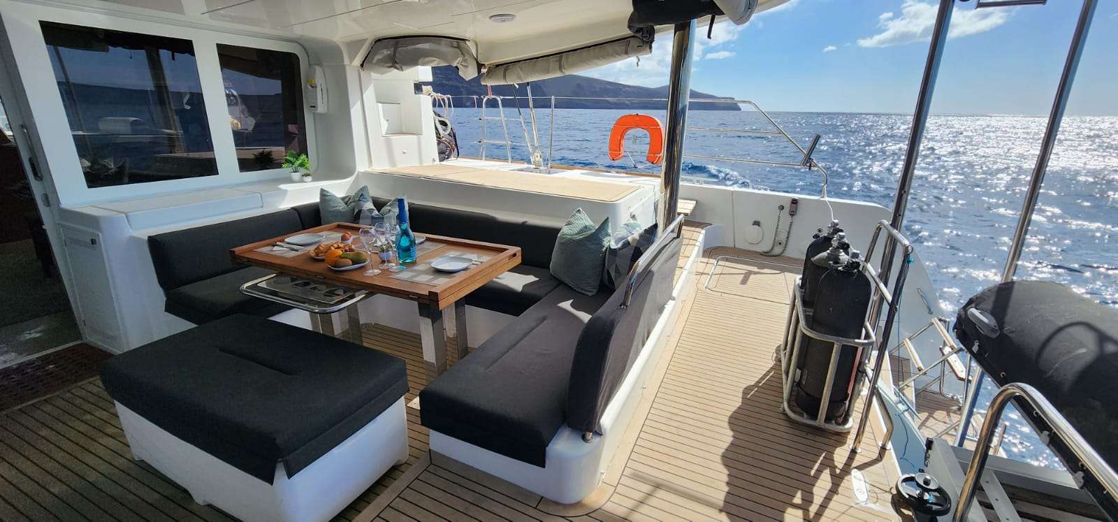 Catamaran Yacht 'TAMIRO', 8 PAX, 52.00 Ft, 15.00 Meters, Built 2019, Lagoon, Refit Year 2022