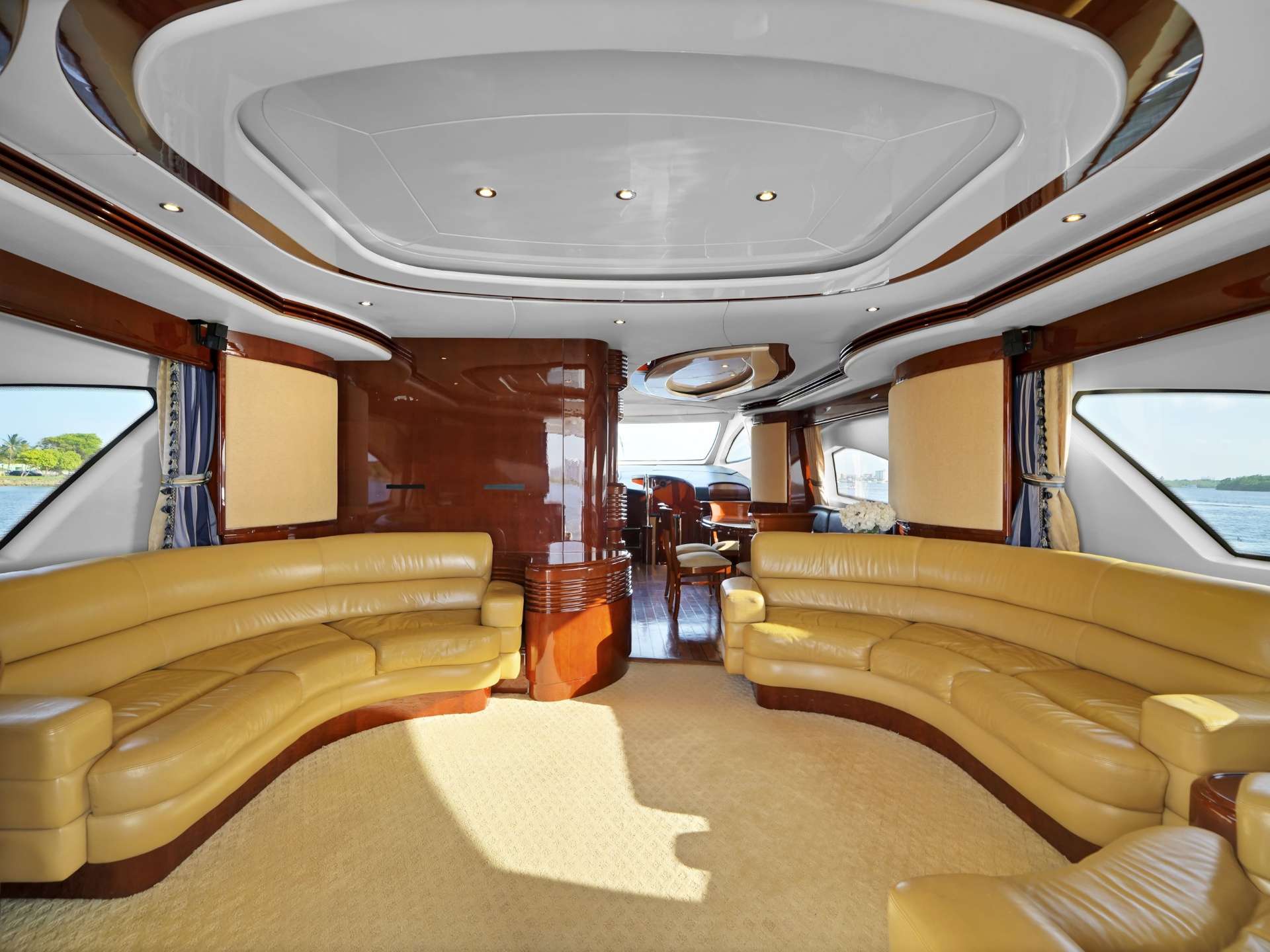 Motor Yacht 'DEL MAR', 8 PAX, 80.00 Ft, 24.00 Meters, Built 2003, Azimut