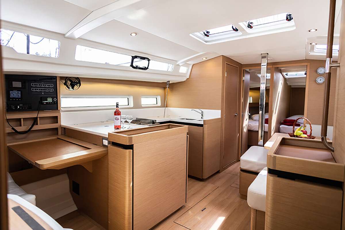 Sailing Yacht 'ECUME', 10 PAX, 43.00 Ft, 13.00 Meters, Built 2020, Jeanneau