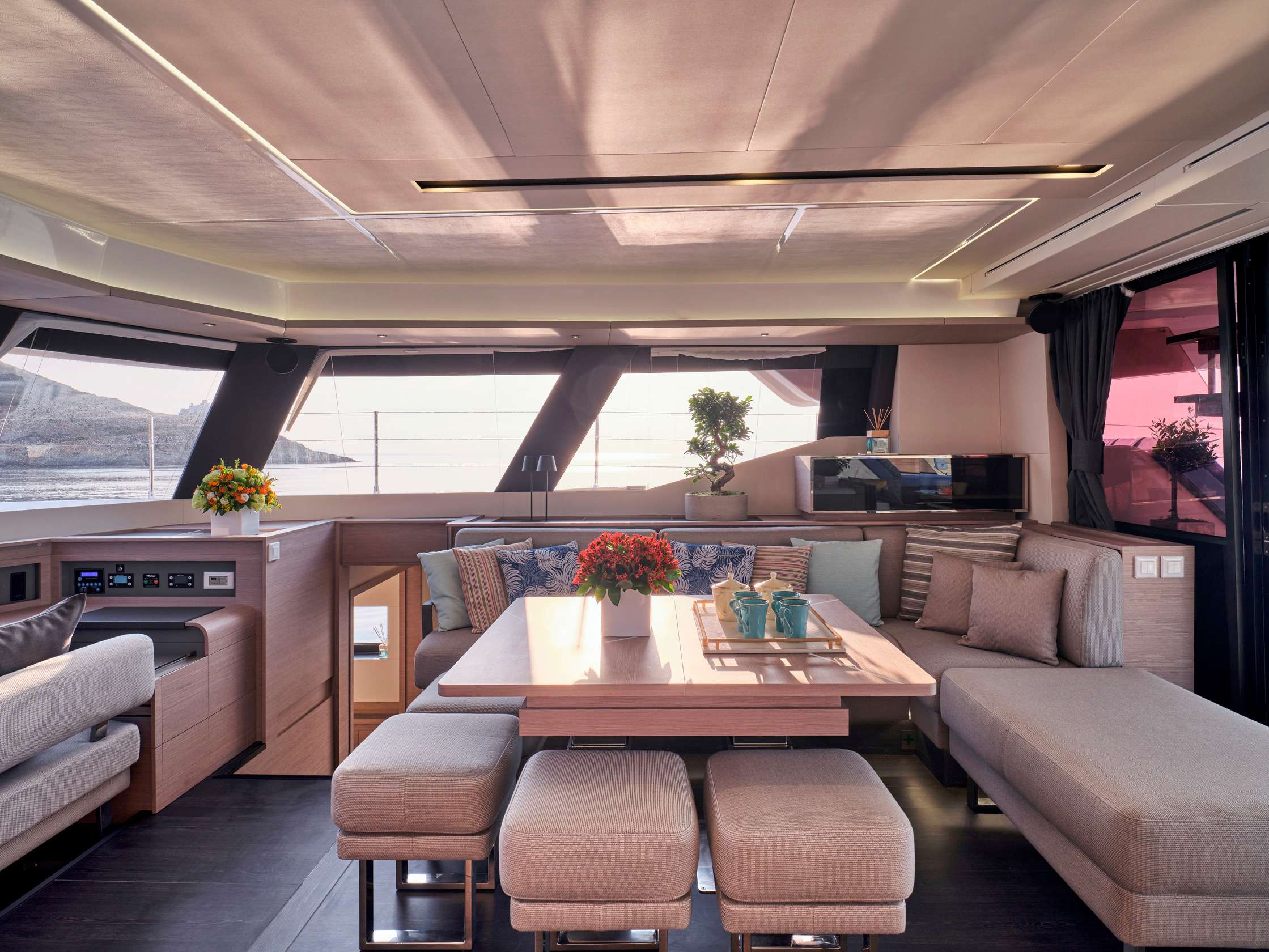 Catamaran Yacht 'APHAEA' Main Saloon, 10 PAX, 3 Crew, 67.00 Ft, 20.00 Meters, Built 2023, Fountaine Pajot