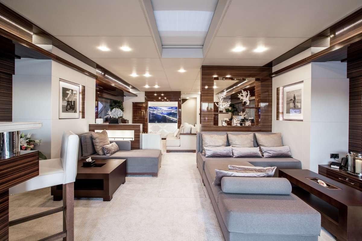 Motor Yacht 'GEMS II' Main saloon, 12 PAX, 8 Crew, 131.00 Ft, 40.00 Meters, Built 2009, ., Refit Year 2019