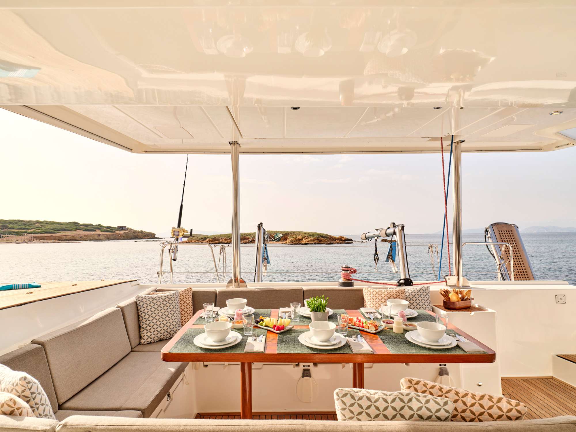 Catamaran Yacht 'TORO BIANCO', 8 PAX, 2 Crew, 50.00 Ft, 15.00 Meters, Built 2007, Lagoon, Refit Year 2019/2021