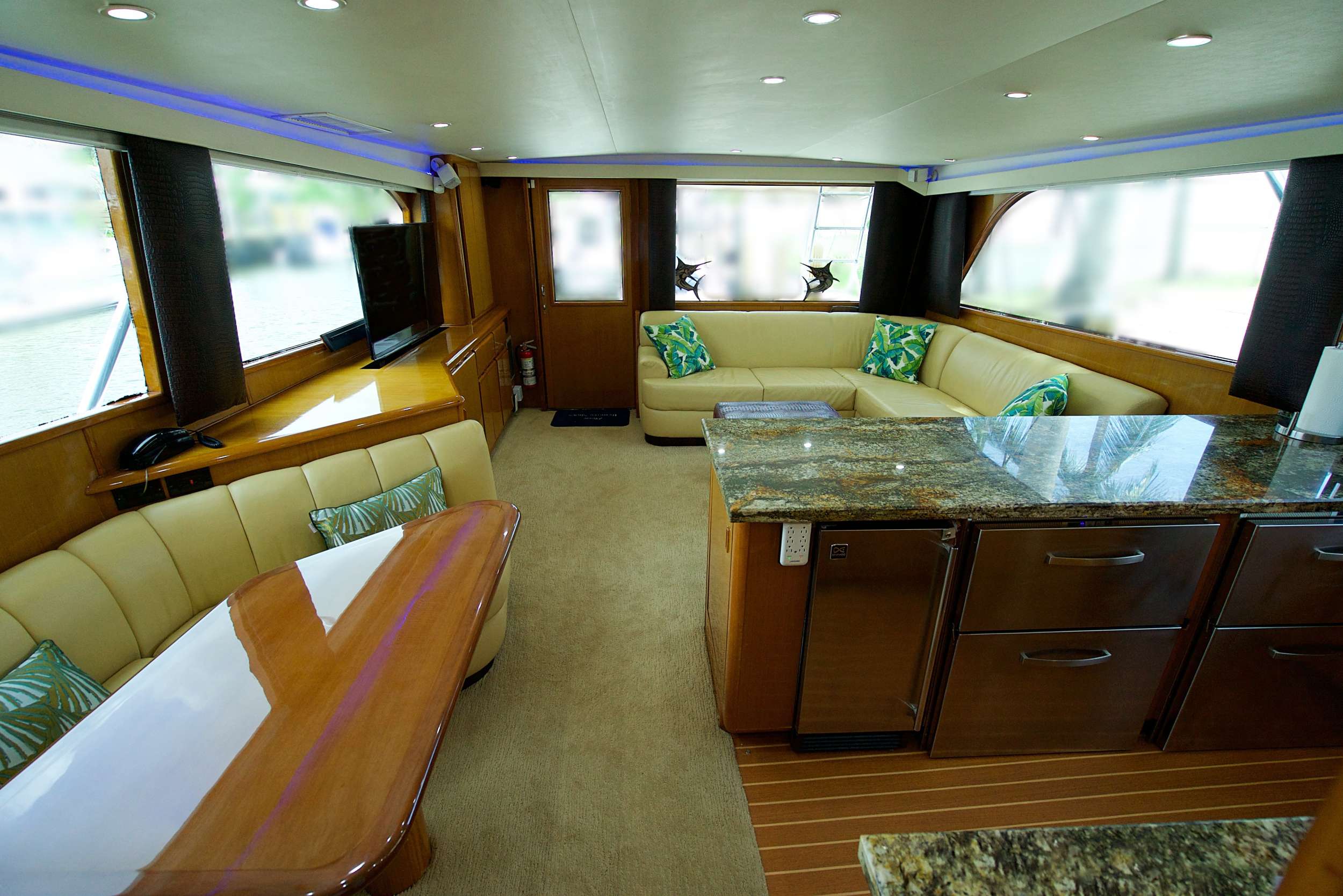 Motor Yacht 'MISS KETHLEEN', 6 PAX, 2 Crew, 64.00 Ft, 19.00 Meters, Built 2007, Viking, U.S.A, Refit Year 2021