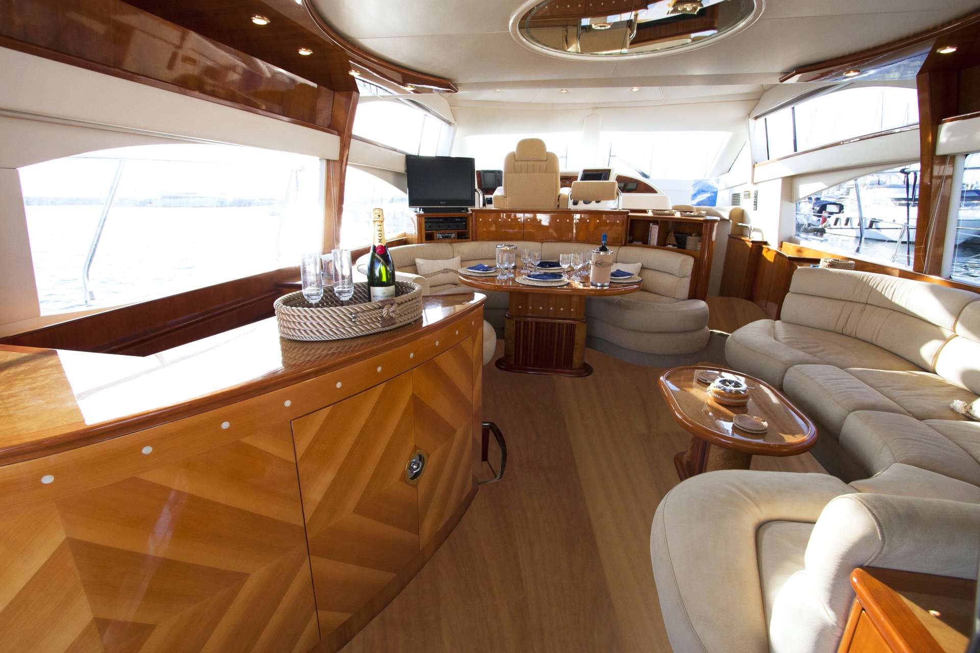 Motor Yacht 'AVENTURA II', 6 PAX, 2 Crew, 58.00 Ft, 17.00 Meters, Built 2000, Azimut, Refit Year 2017