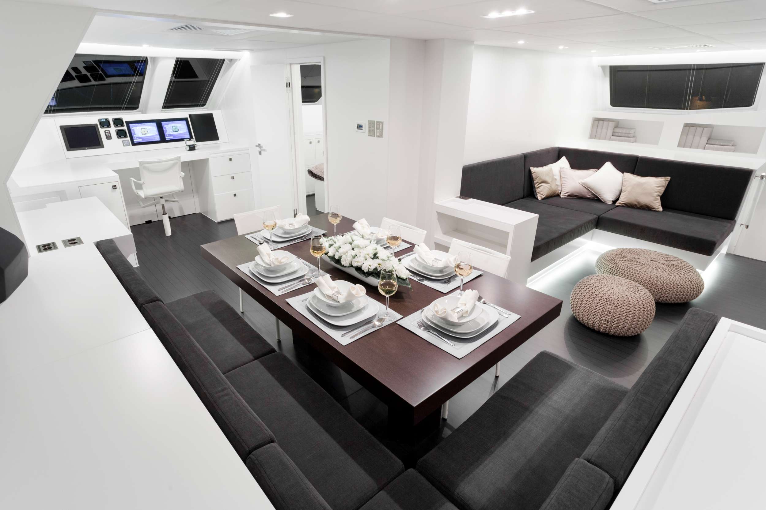 Catamaran Yacht 'LEVANTE', 8 PAX, 4 Crew, 78.00 Ft, 23.00 Meters, Built 2013, Sunreef Yachts, Refit Year 2020