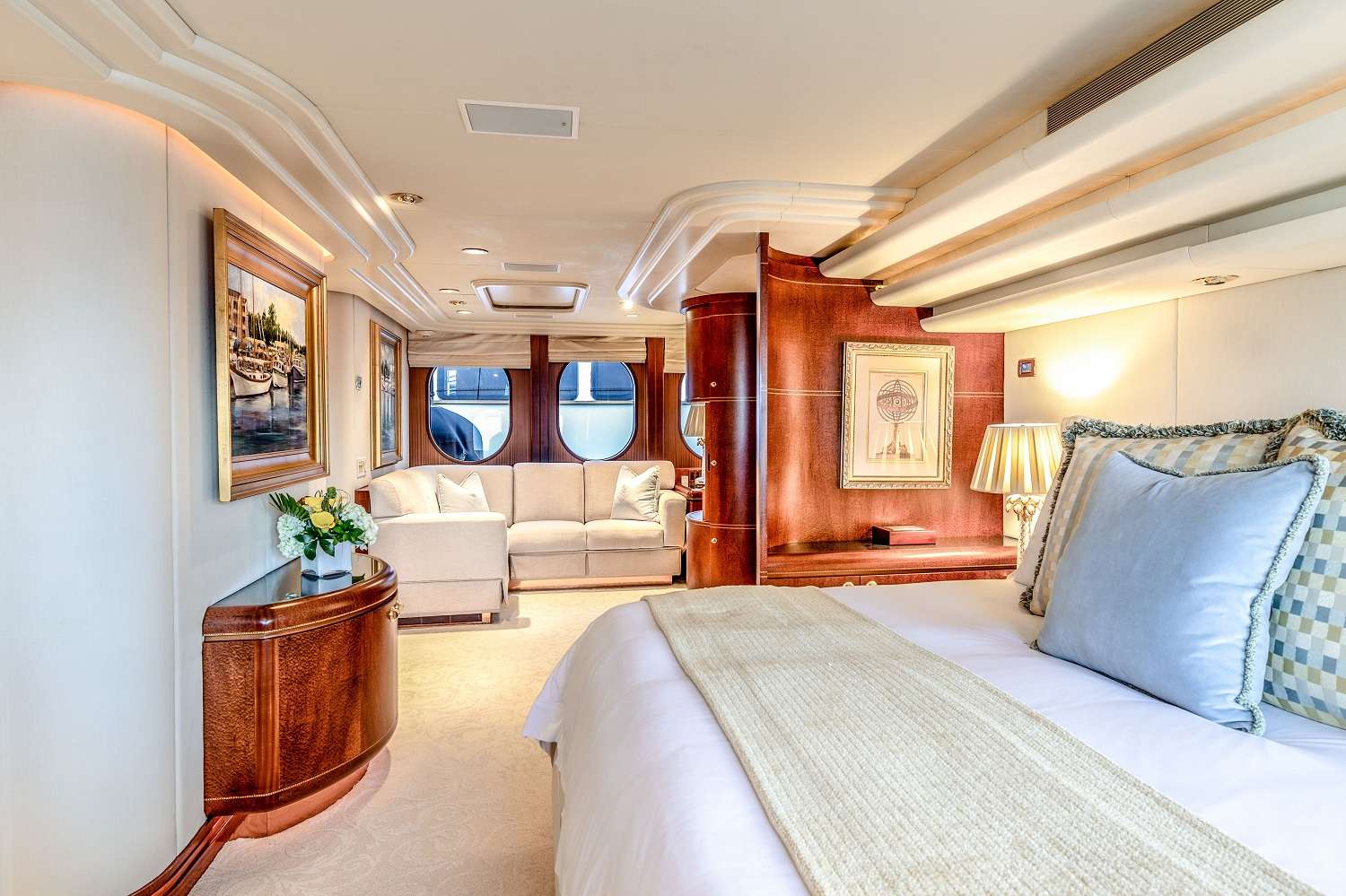 Motor Yacht 'NEVER ENOUGH' Master sitting area, 10 PAX, 7 Crew, 140.00 Ft, 42.00 Meters, Built 1992, Feadship, Refit Year 2019