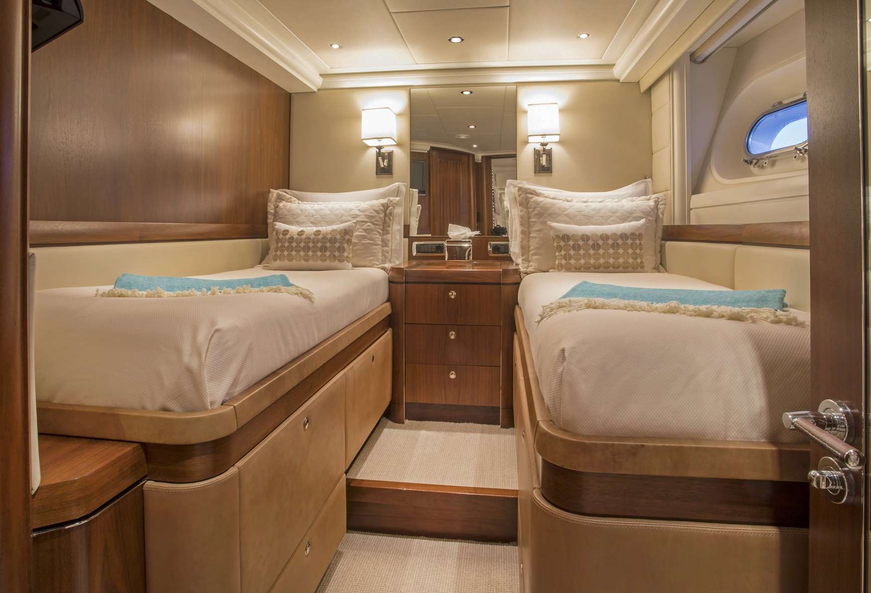 Motor Yacht 'PURA VIDA' Guest Twin Stateroom #1, 8 PAX, 4 Crew, 99.00 Ft, 30.00 Meters, Built 2009, Moonen, Refit Year 2017