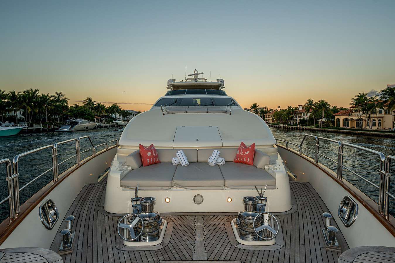 Motor Yacht 'VIVERE', 10 PAX, 5 Crew, 116.00 Ft, 35.00 Meters, Built 2008, Azimut, Refit Year 2022
