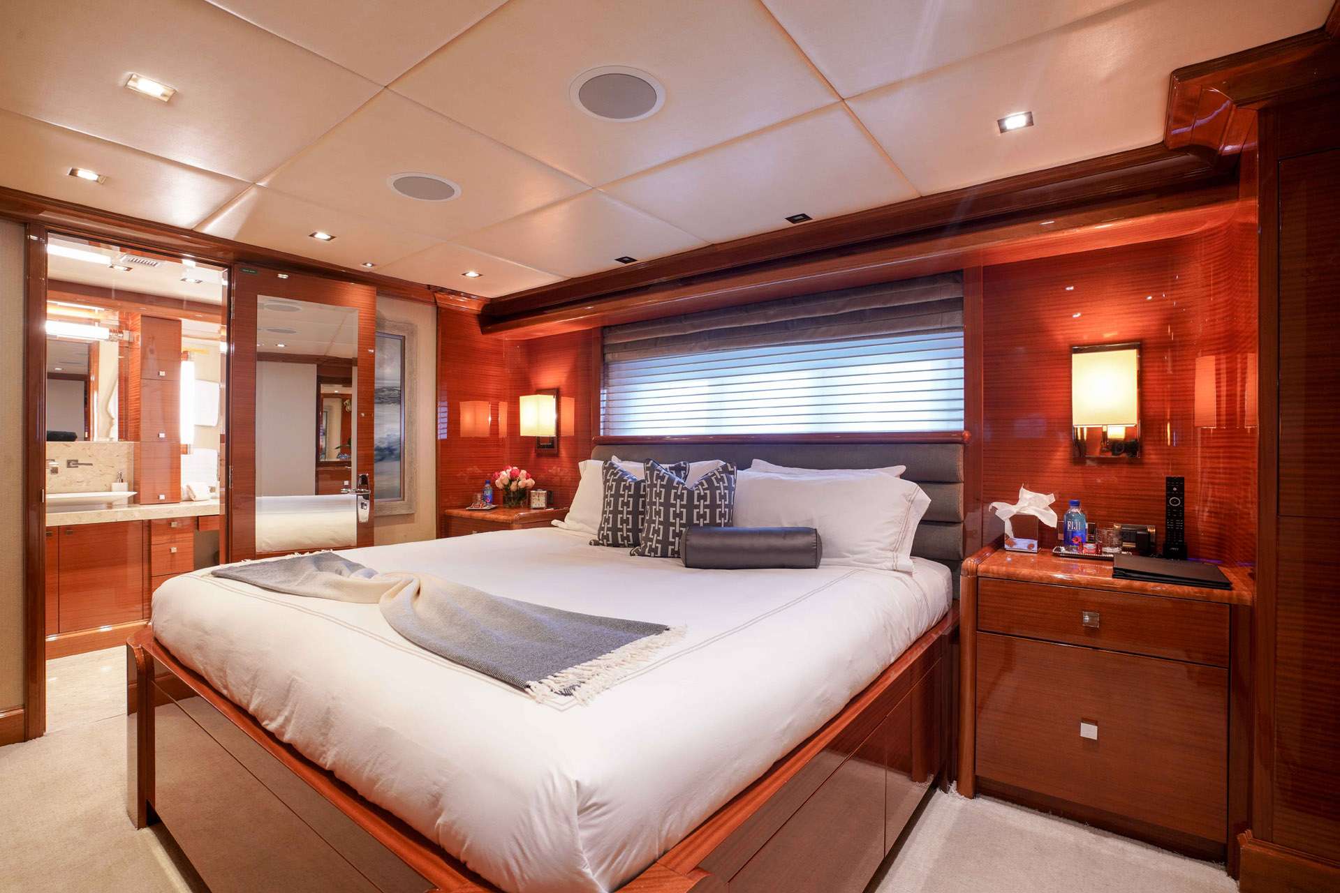 Motor Yacht 'ASPEN ALTERNATIVE' Guest Stateroom, 10 PAX, 9 Crew, 164.00 Ft, 50.00 Meters, Built 2010, Trinity Yachts, Refit Year 2022