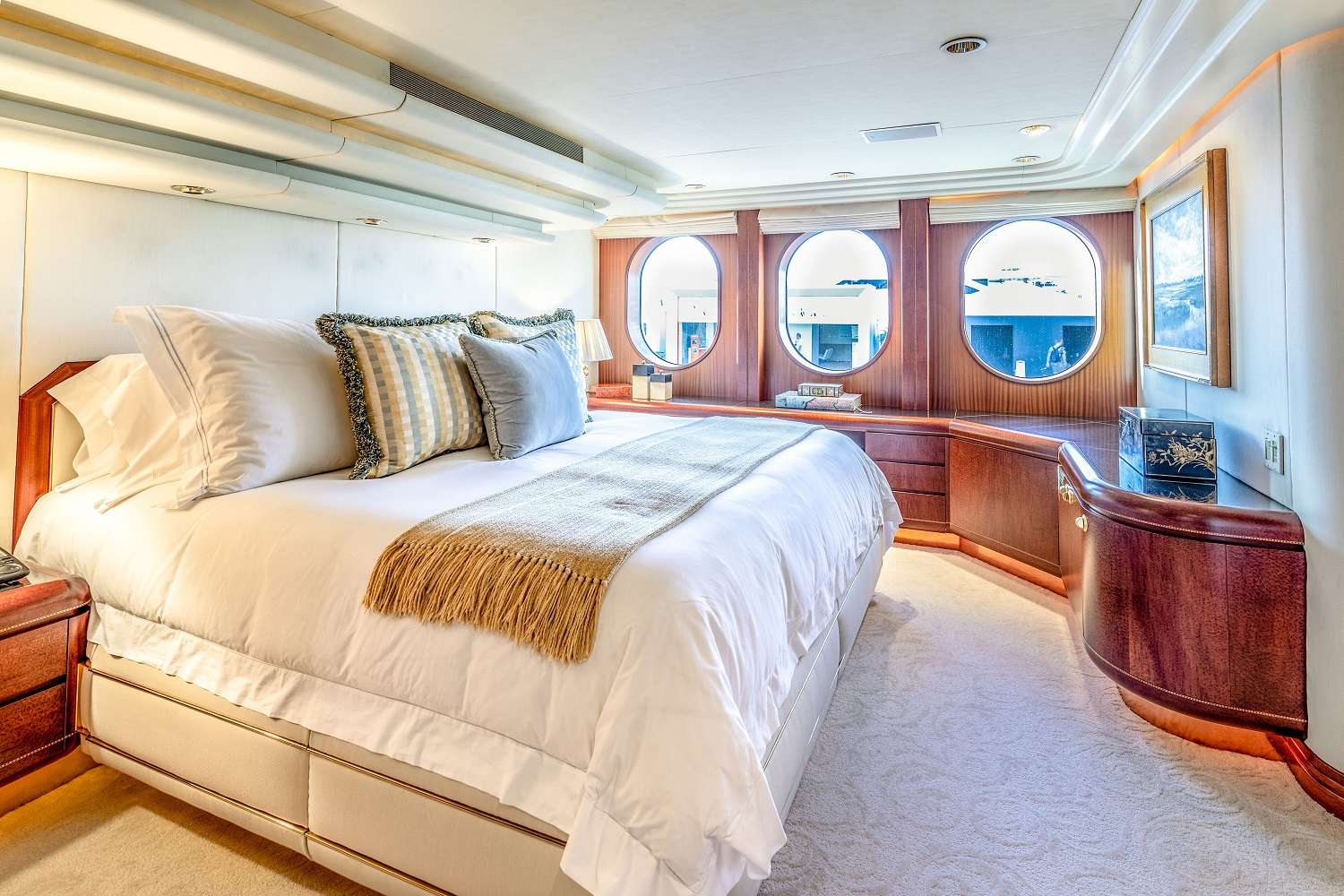 Motor Yacht 'NEVER ENOUGH' Master state room, 10 PAX, 7 Crew, 140.00 Ft, 42.00 Meters, Built 1992, Feadship, Refit Year 2019