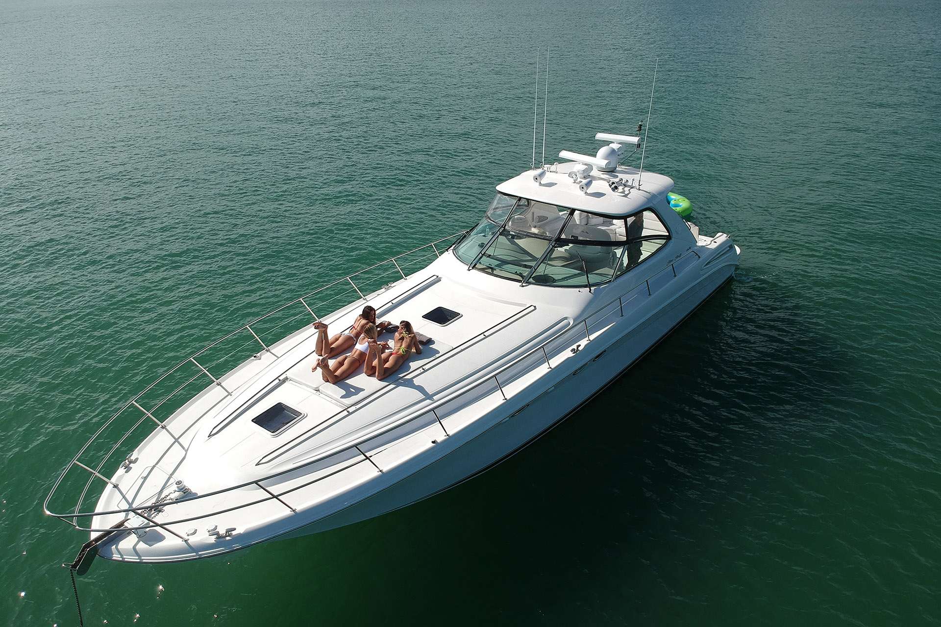 Motor Yacht 'LATITUDE ADJUSTMENT', 4 PAX, 54.00 Ft, 16.00 Meters, Built 2001, Sea Ray, Refit Year 2019