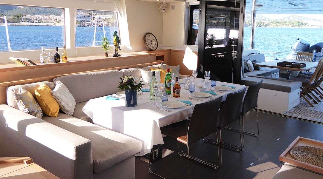 Catamaran Yacht 'LADY M' Interior Dining, 6 PAX, 2 Crew, 62.00 Ft, 18.00 Meters, Built 2015, Lagoon