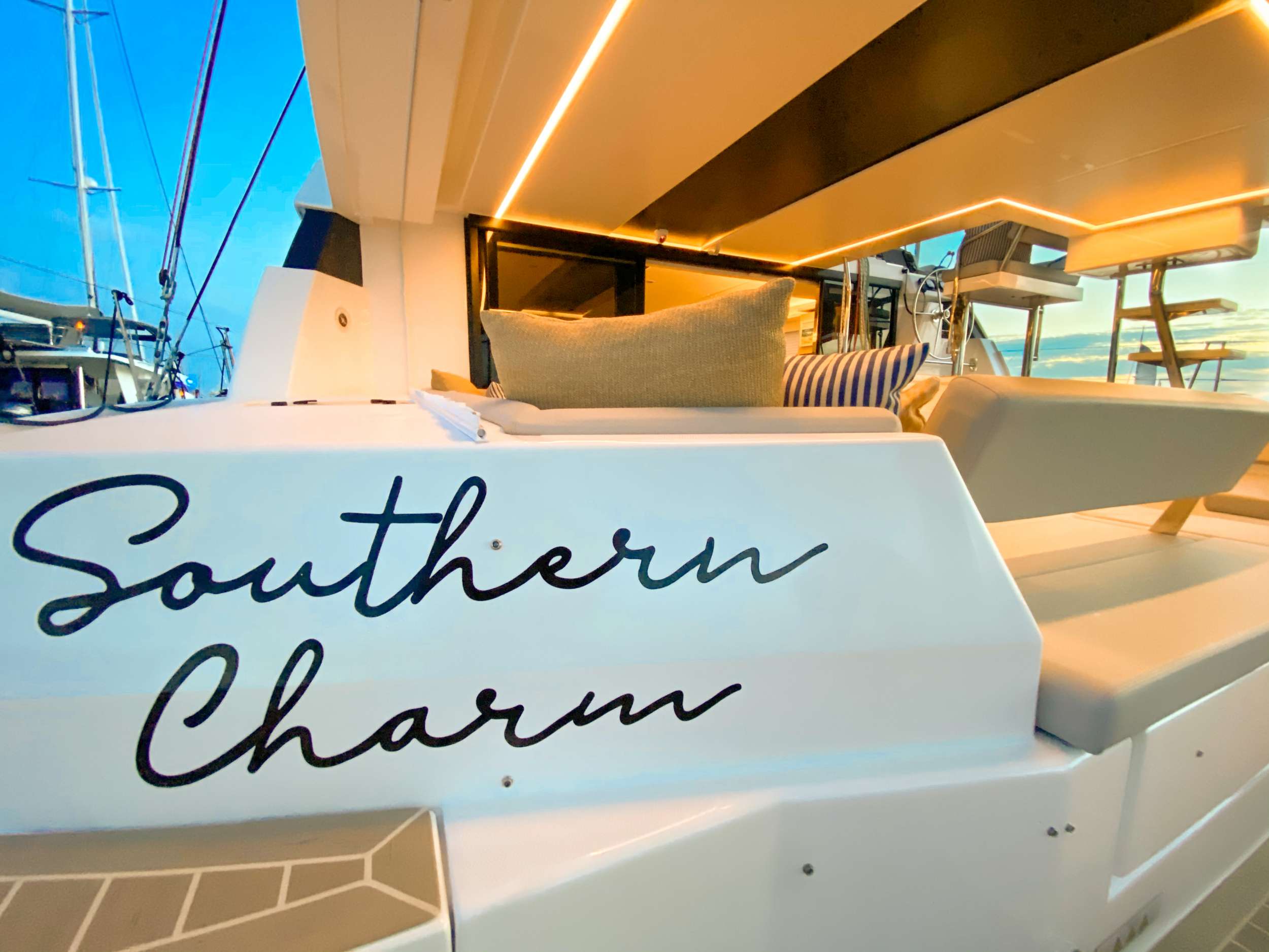 Catamaran Yacht 'SOUTHERN CHARM', 6 PAX, 2 Crew, 50.00 Ft, 15.00 Meters, Built 2020, Leopard