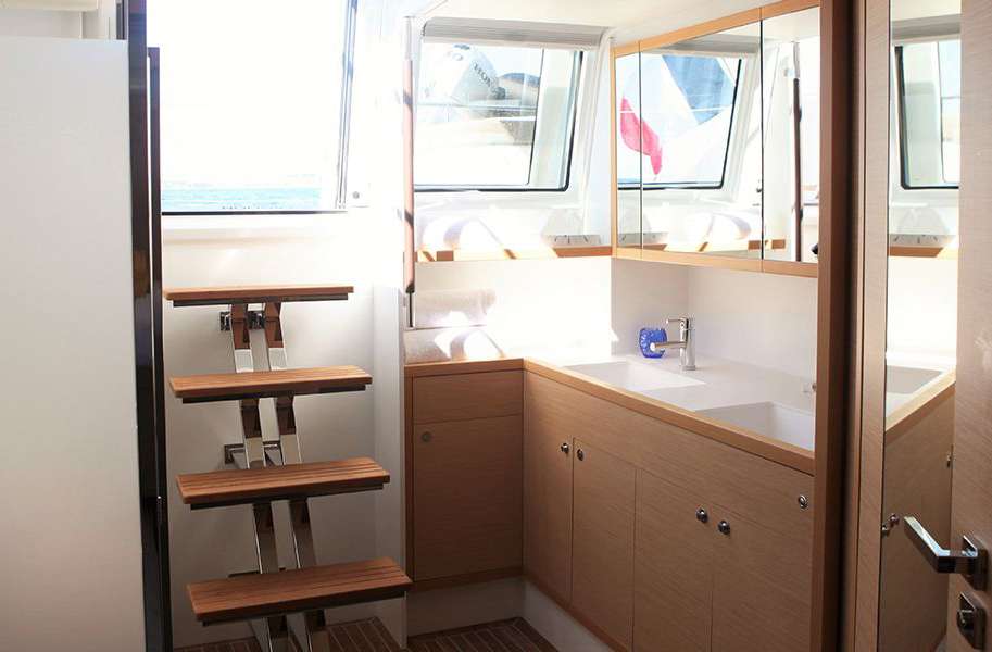 Catamaran Yacht 'LADY M' Primary Bathroom, 6 PAX, 2 Crew, 62.00 Ft, 18.00 Meters, Built 2015, Lagoon