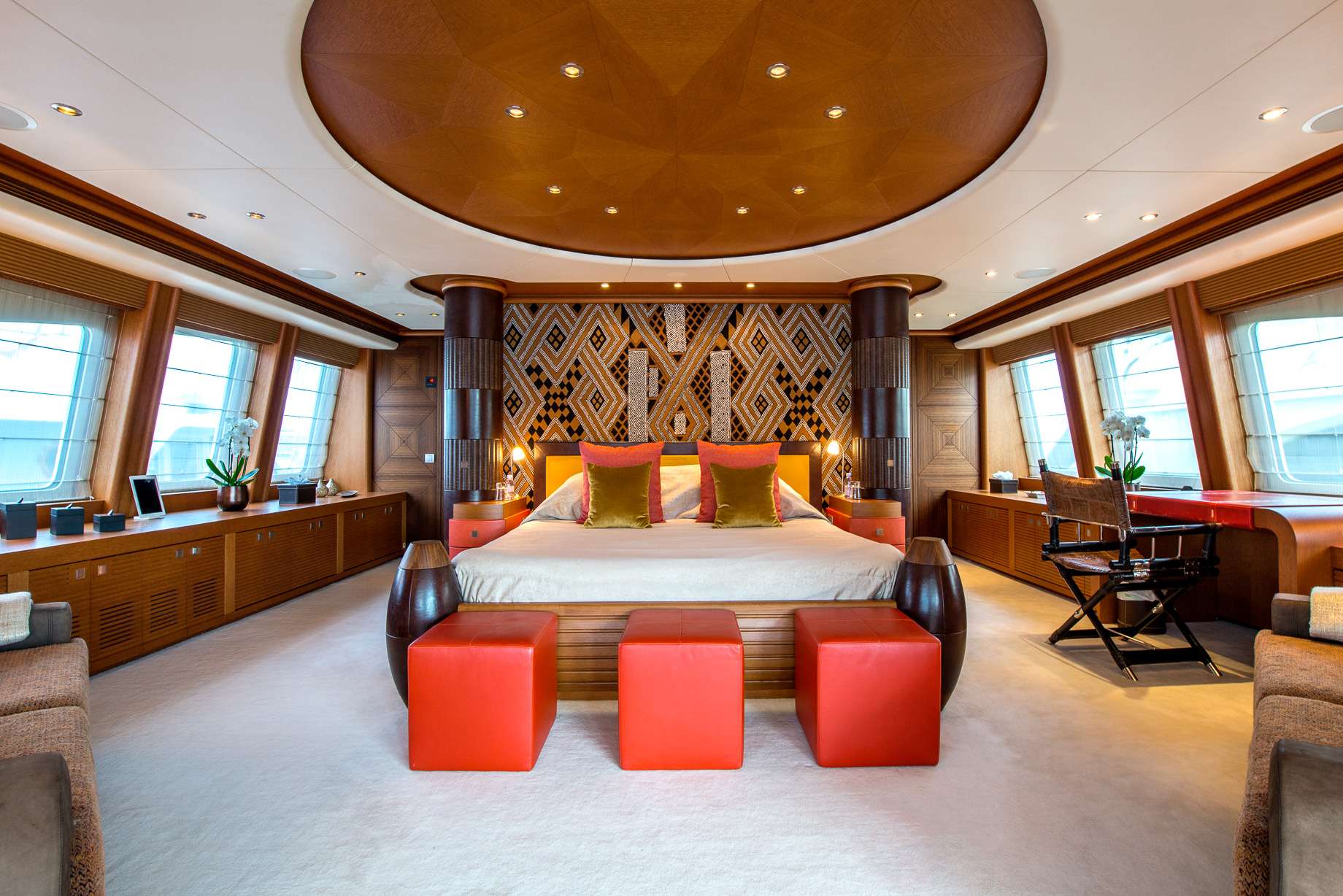 Motor Yacht 'SIROCCO' master cabin, 12 PAX, 154.00 Ft, 47.00 Meters, Built 2006, Heesen, Refit Year 2015
