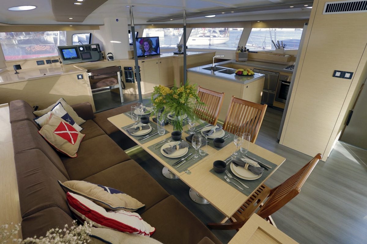 Catamaran Yacht 'HIGHJINKS', 8 PAX, 3 Crew, 58.00 Ft, 17.00 Meters, Built 2014, Fountaine Pajot